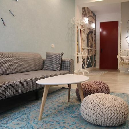 Cozy apartment in Vake Tbilisi Buitenkant foto